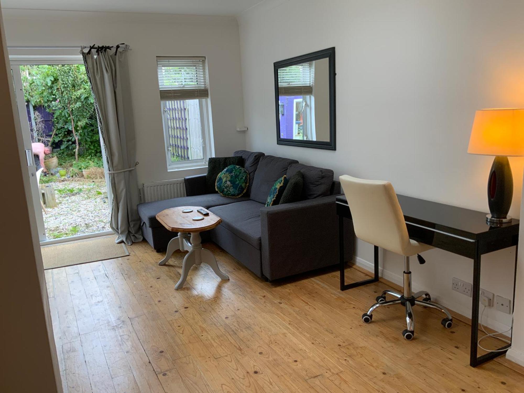 Right By Leigh Broadway Private Garden Large Ground Fl Apt Σάουθεντ-ον-Ση Εξωτερικό φωτογραφία