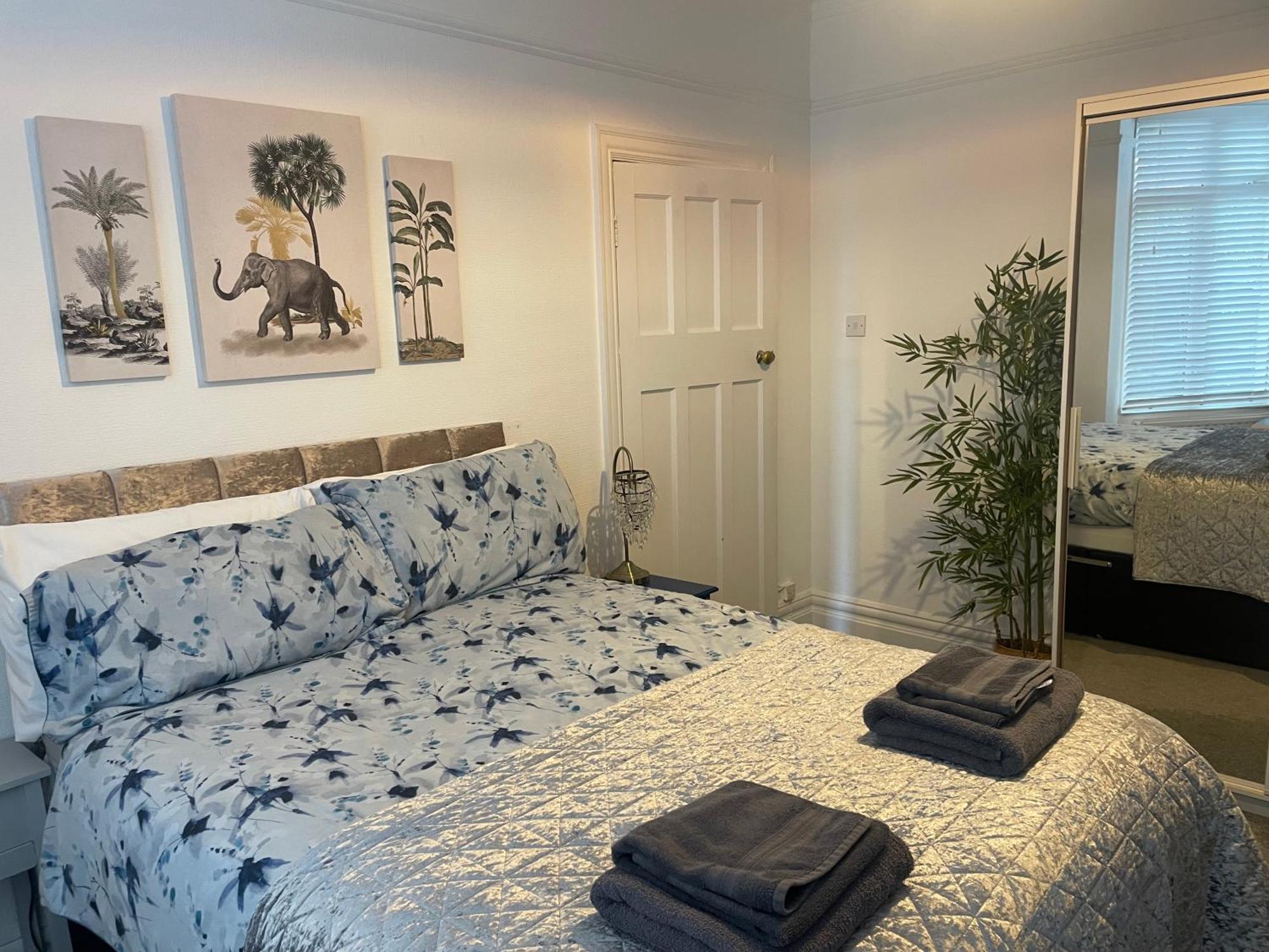 Right By Leigh Broadway Private Garden Large Ground Fl Apt Σάουθεντ-ον-Ση Εξωτερικό φωτογραφία
